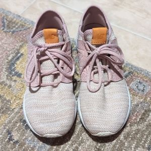 Women's New Balance shoes Size 9
